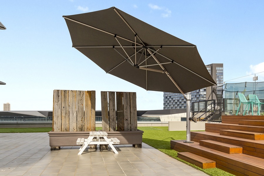 m Oct Eclipse Cantilever Umbrella in Smoked Tweed